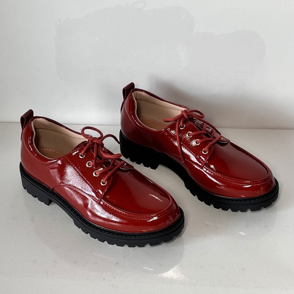 Journee Collection Zina Lace Up Oxford